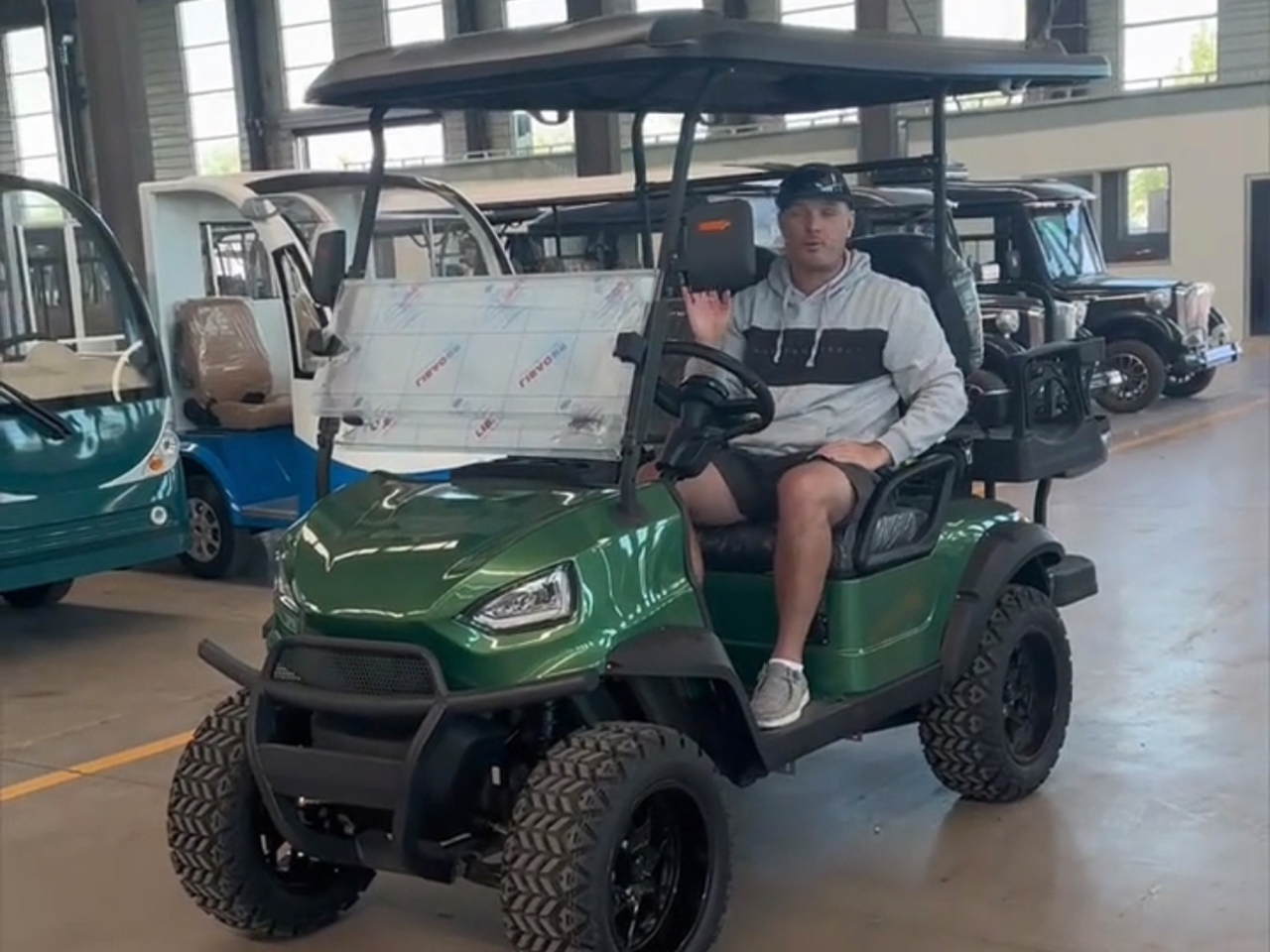 电动训练观光车高尔夫球车出口产品